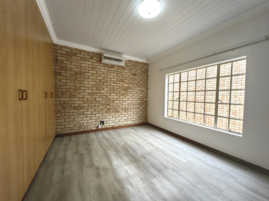 3 Bedroom Property for Sale in Protea Park North West